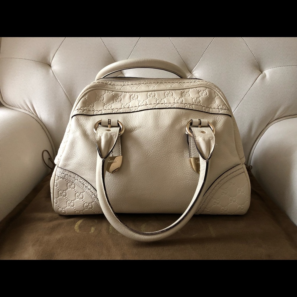 Authentic Gucci guccissima handbag.